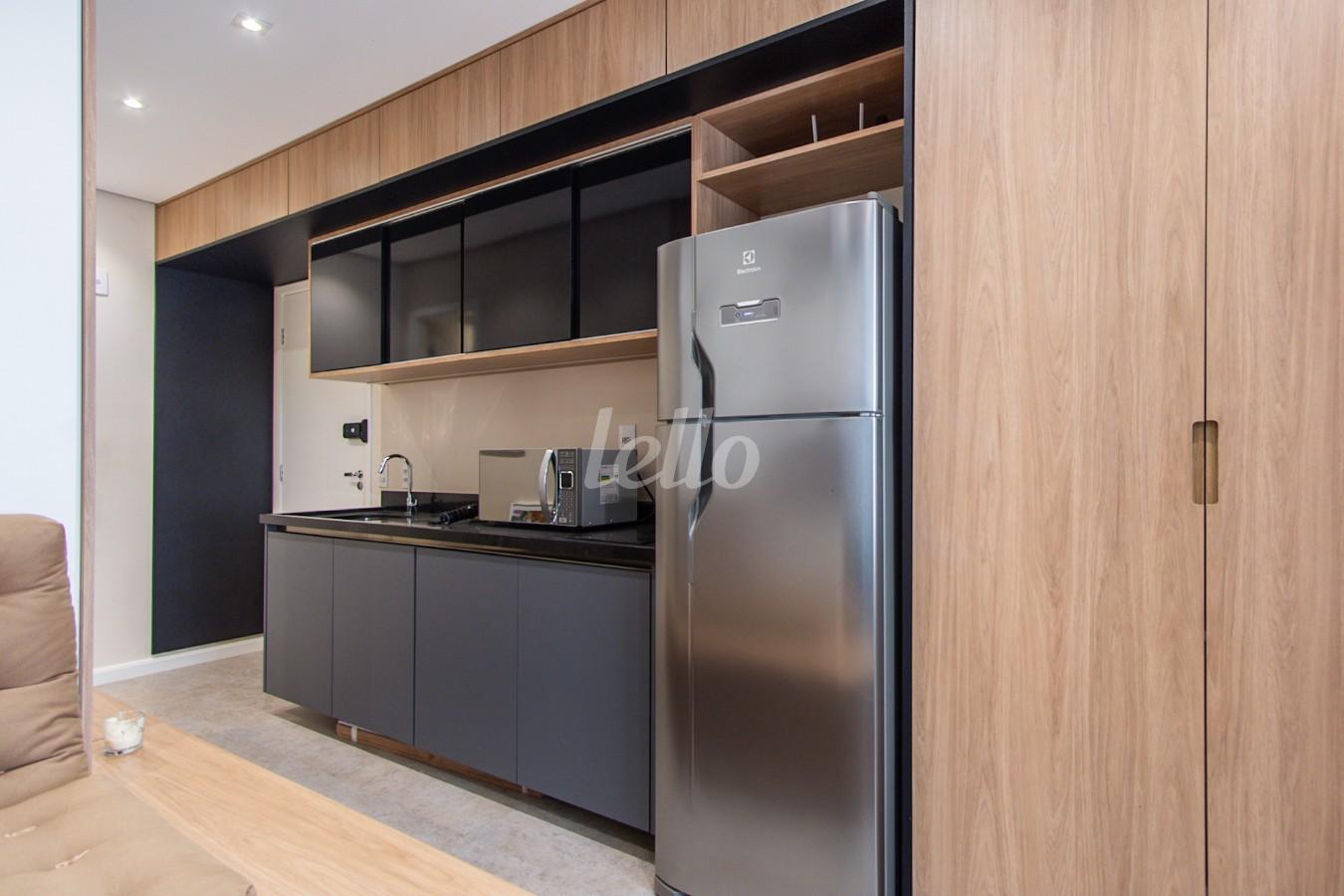 COZINHA de Apartamento para alugar, Padrão com 24 m², 1 quarto e em Centro - São Paulo