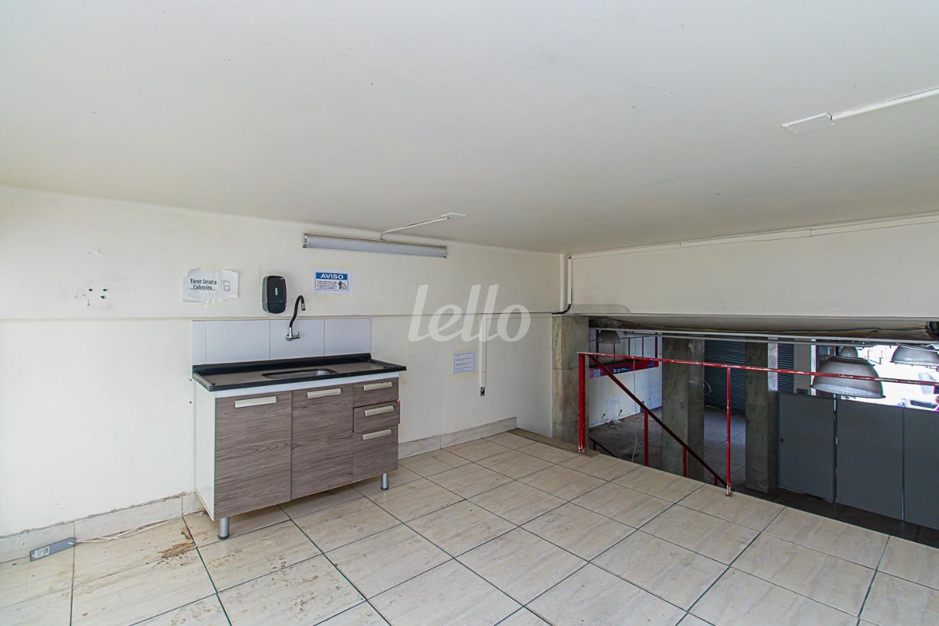 01SALA_009 de Loja para alugar, Padrão com 480 m², e em Vila Mariana - São Paulo