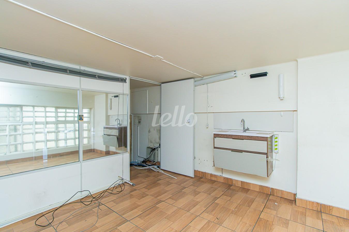 01SALA_016 de Loja para alugar, Padrão com 480 m², e em Vila Mariana - São Paulo