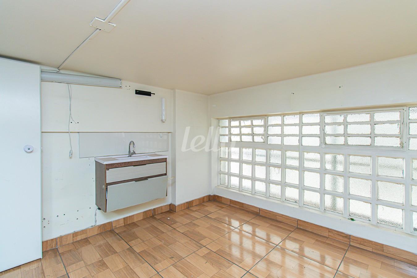 01SALA_015 de Loja para alugar, Padrão com 480 m², e em Vila Mariana - São Paulo