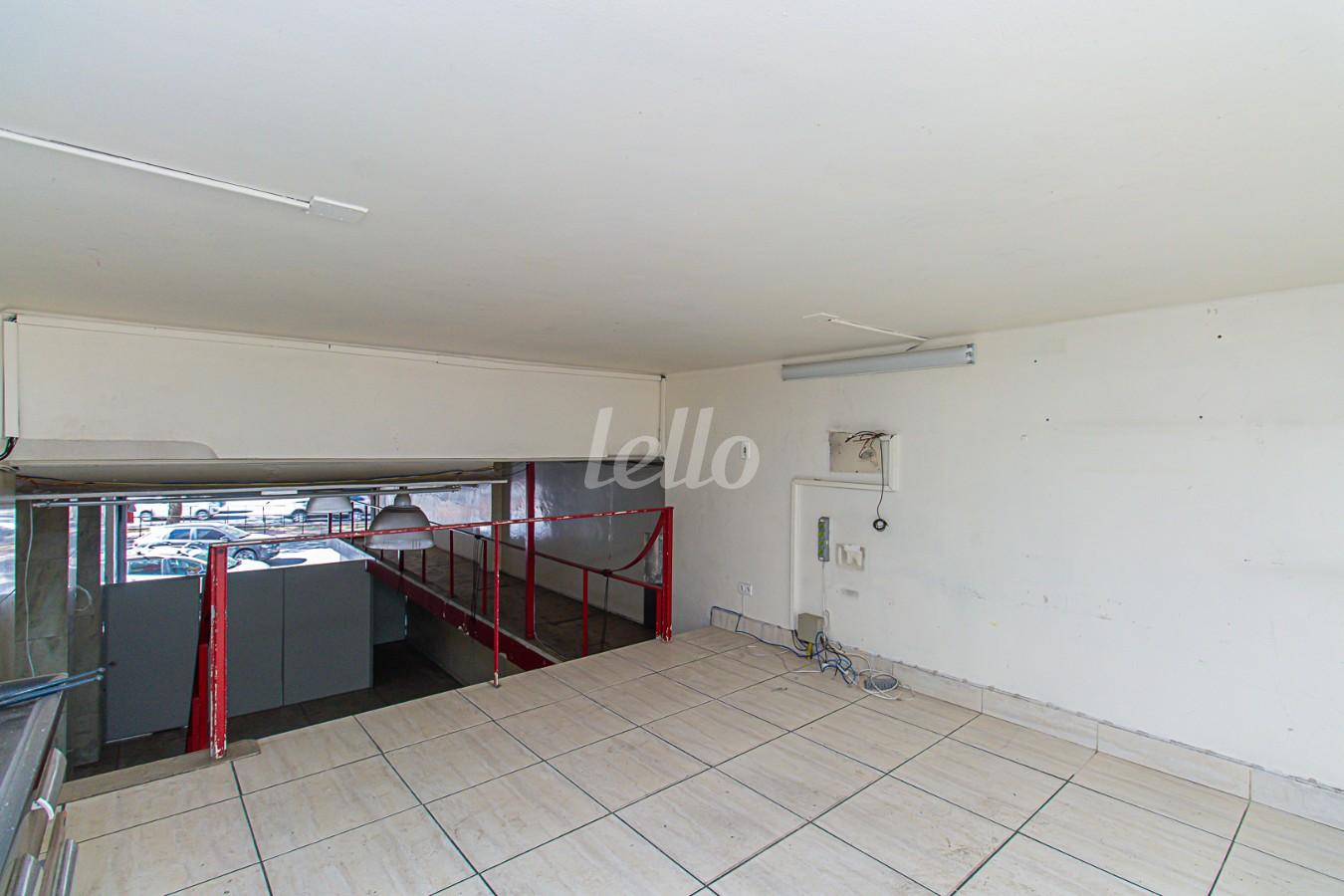 01SALA_010 de Loja para alugar, Padrão com 480 m², e em Vila Mariana - São Paulo