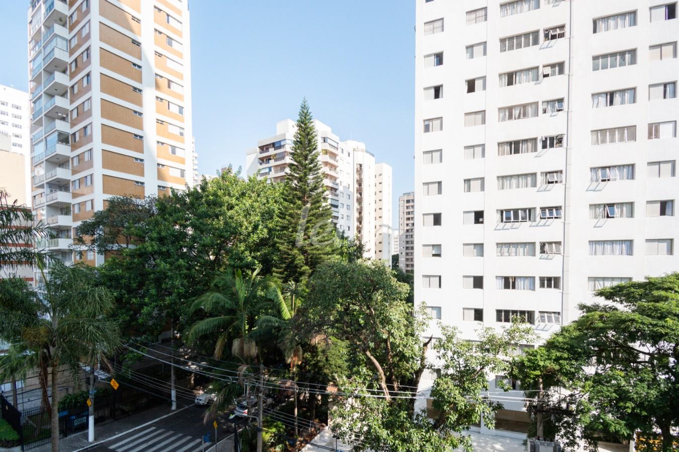 BLUE0524 (18) de Apartamento à venda, Padrão com 74 m², 1 quarto e 2 vagas em Vila Nova Conceição - São Paulo