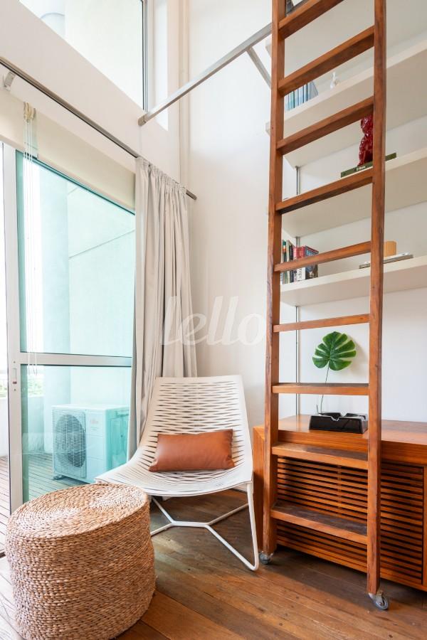 BLUE0524 (16) de Apartamento à venda, Padrão com 74 m², 1 quarto e 2 vagas em Vila Nova Conceição - São Paulo