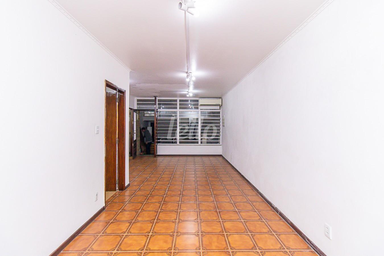 SALA de Casa à venda, sobrado com 167 m², 3 quartos e 2 vagas em Santo Amaro - São Paulo