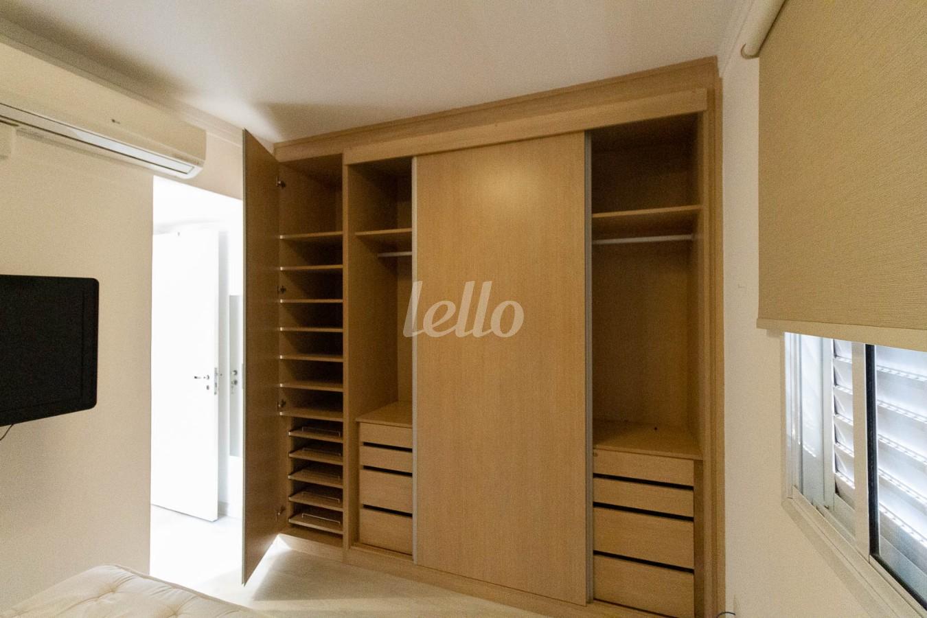 SUITE de Apartamento para alugar, Padrão com 62 m², 2 quartos e 1 vaga em Vila Olímpia - São Paulo