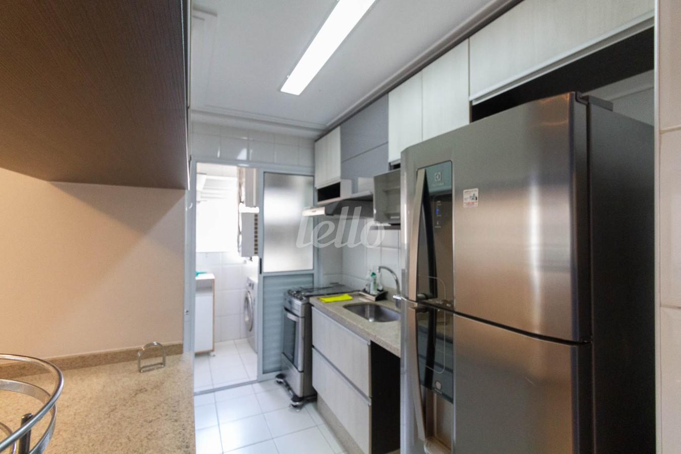 COZINHA de Apartamento para alugar, Padrão com 62 m², 2 quartos e 1 vaga em Vila Olímpia - São Paulo