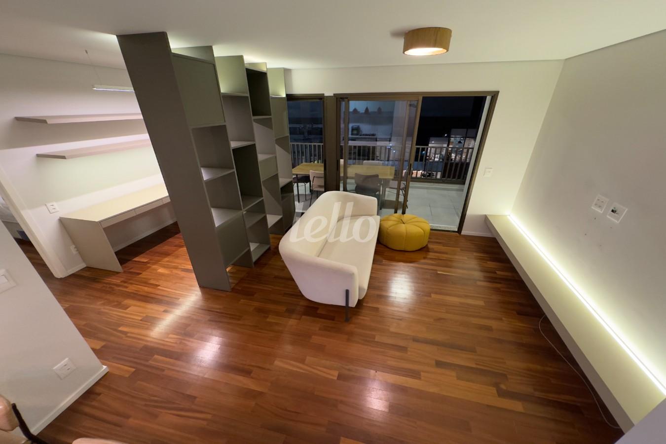 SALA de Apartamento para alugar, Padrão com 69 m², 1 quarto e 1 vaga em Sumarezinho - São Paulo