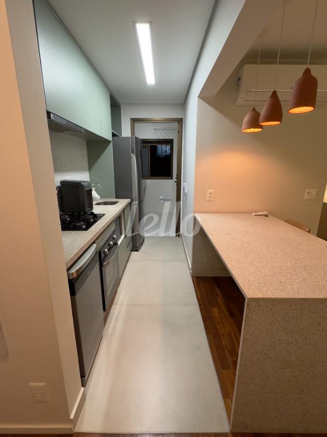 COZINHA de Apartamento para alugar, Padrão com 69 m², 1 quarto e 1 vaga em Sumarezinho - São Paulo