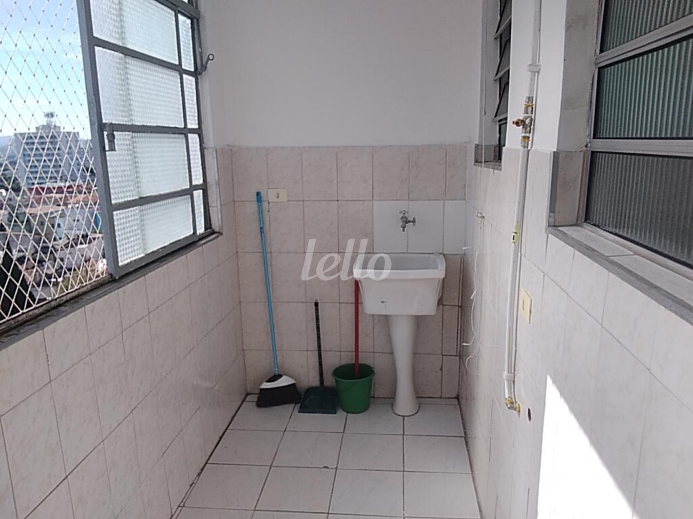 6-ÁREA DE SERVIÇO-001.JPG de Apartamento para alugar, Padrão com 70 m², 2 quartos e 1 vaga em Penha de França - São Paulo