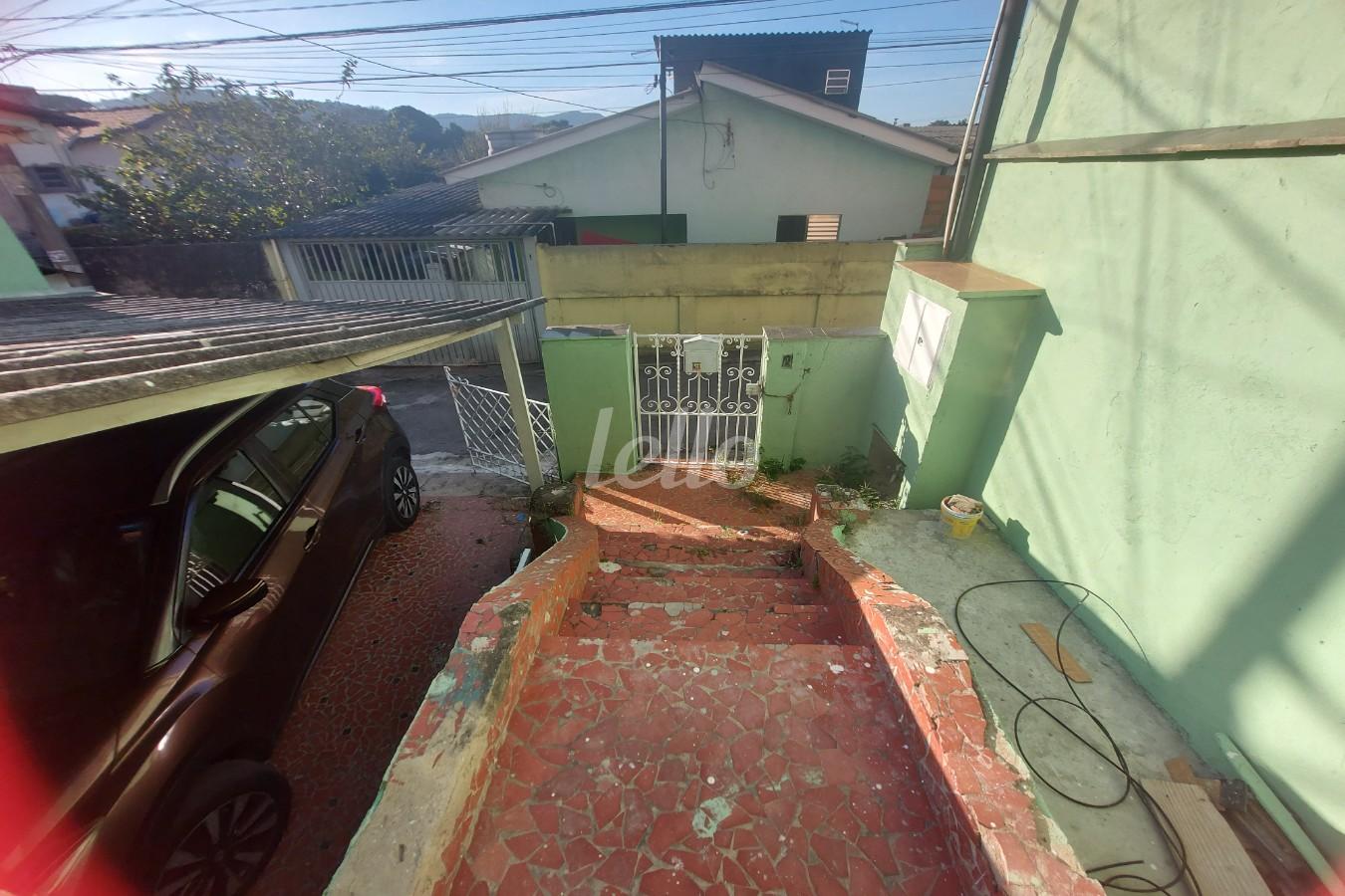 ENTRADA de Casa à venda, assobradada com 80 m², 2 quartos e 1 vaga em Vila Nova Mazzei - São Paulo