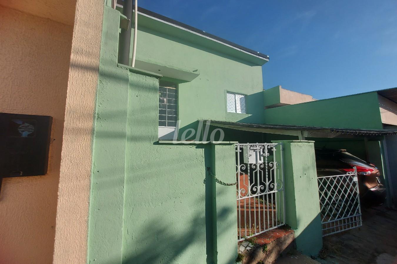 FACHADA de Casa à venda, assobradada com 80 m², 2 quartos e 1 vaga em Vila Nova Mazzei - São Paulo