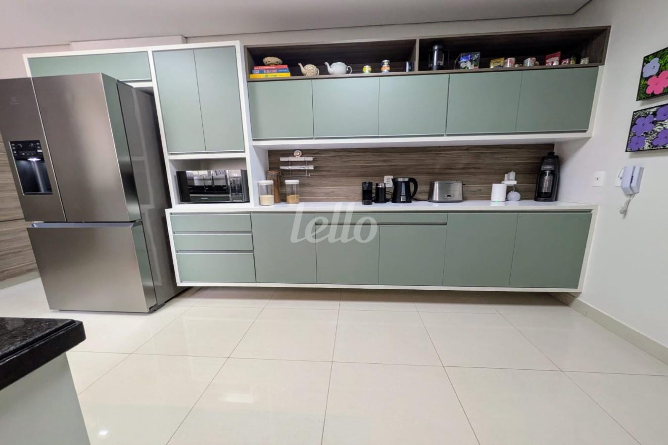 COZINHA de Apartamento à venda, Padrão com 262 m², 4 quartos e 3 vagas em Vila Congonhas - São Paulo