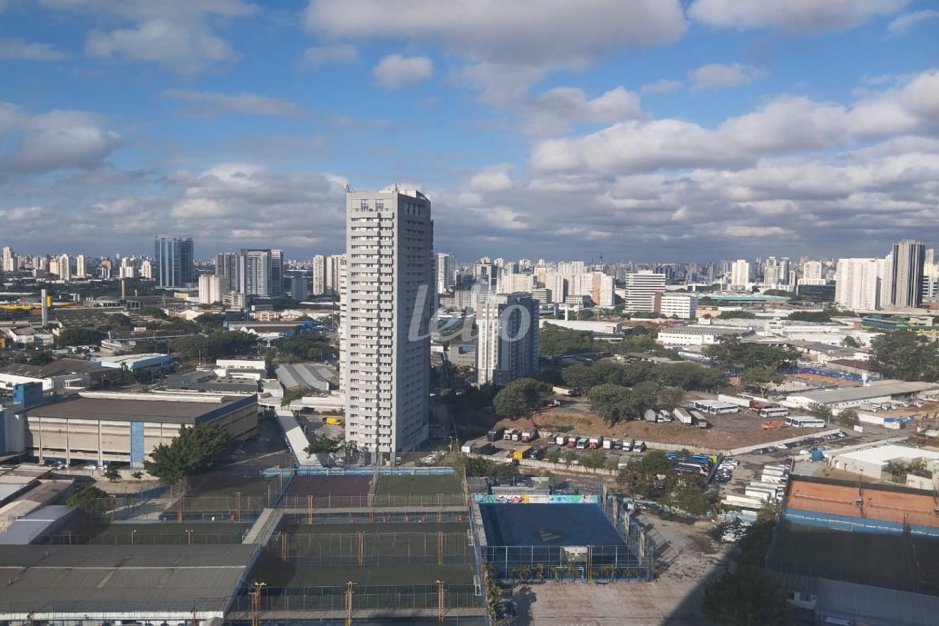 VISTA de Sala / Conjunto para alugar, Padrão com 1602 m², e 48 vagas em Água Branca - São Paulo