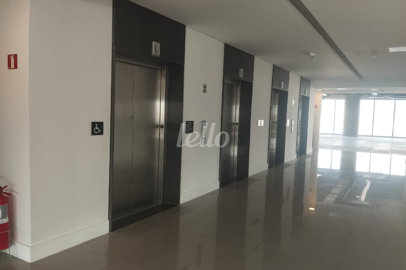 ANDAR de Sala / Conjunto para alugar, Padrão com 1602 m², e 48 vagas em Água Branca - São Paulo