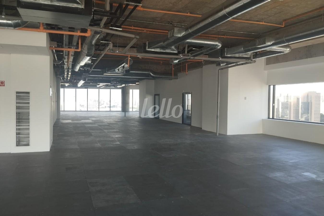 ANDAR de Sala / Conjunto para alugar, Padrão com 1602 m², e 48 vagas em Água Branca - São Paulo