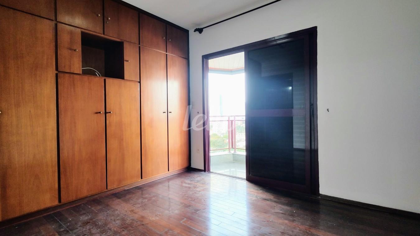 SUÍTE de Apartamento à venda, Padrão com 141 m², 3 quartos e 2 vagas em Vila Bertioga - São Paulo