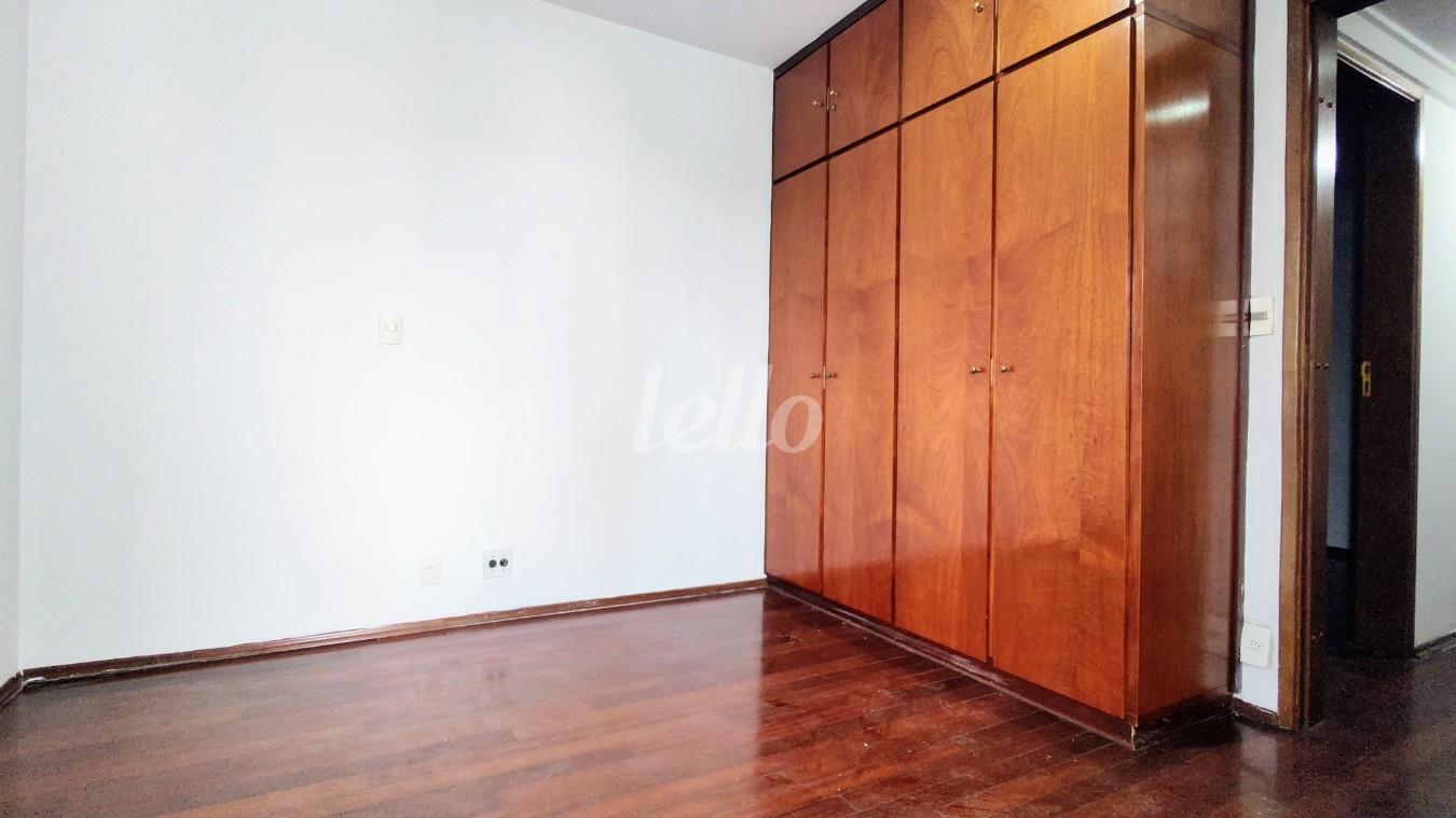 DORMITÓRIO 2 de Apartamento à venda, Padrão com 141 m², 3 quartos e 2 vagas em Vila Bertioga - São Paulo