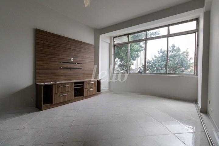 SALA de Apartamento para alugar, Padrão com 110 m², e em Vila Romana - São Paulo