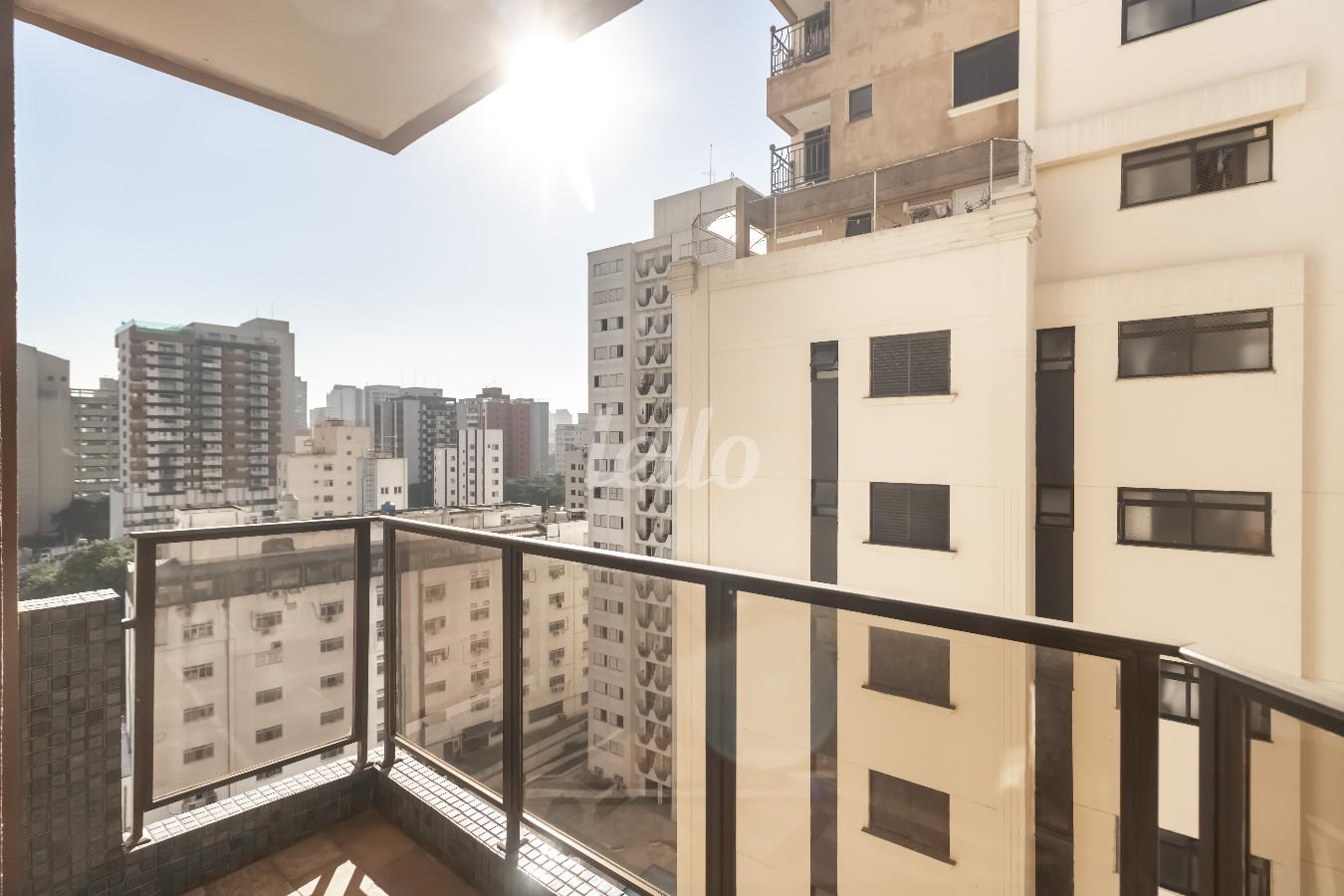 VARANDA de Apartamento à venda, Padrão com 128 m², 3 quartos e 2 vagas em Vila Clementino - São Paulo