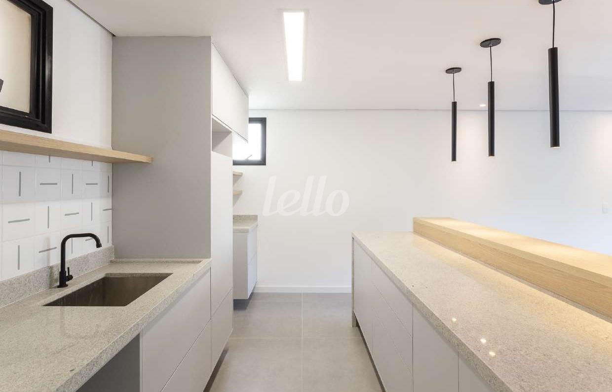 COZINHA de Apartamento à venda, Padrão com 140 m², 2 quartos e 2 vagas em Santa Cecília - São Paulo