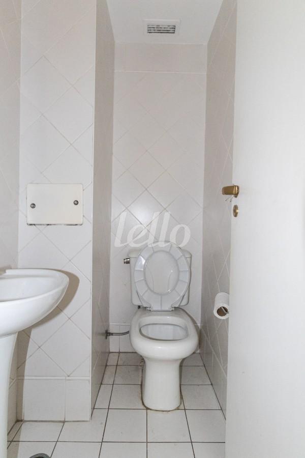 LAVABO de Sala / Conjunto para alugar, Padrão com 32 m², e 1 vaga em Vila Olímpia - São Paulo