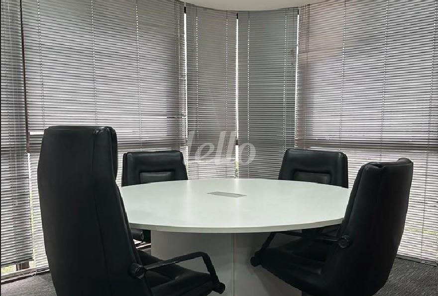 SALA de Sala / Conjunto à venda, Padrão com 164 m², e 2 vagas em Bela Vista - São Paulo