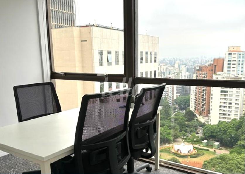 SALA de Sala / Conjunto à venda, Padrão com 164 m², e 2 vagas em Bela Vista - São Paulo