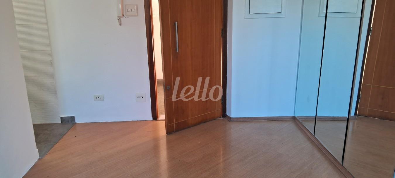 SALA de Apartamento à venda, Padrão com 49 m², 2 quartos e em Alto de Pinheiros - São Paulo