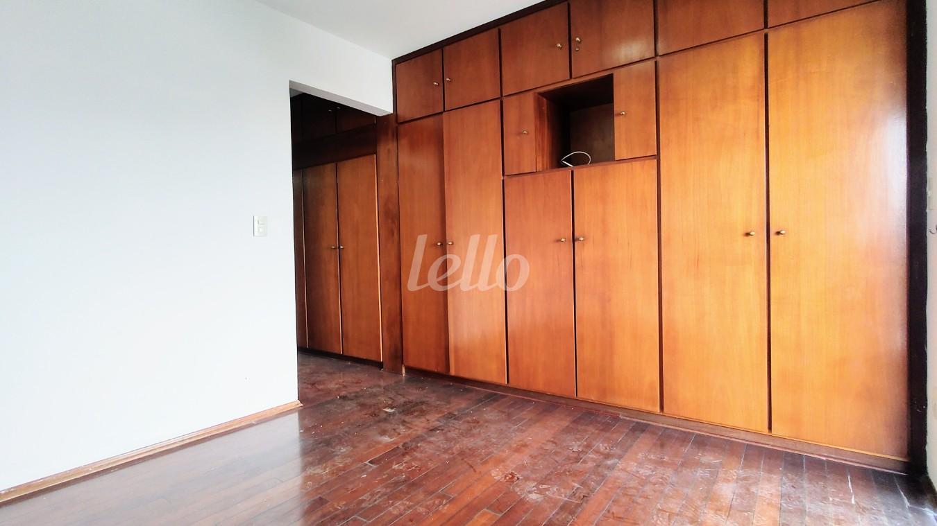 SUÍTE de Apartamento à venda, Padrão com 141 m², 3 quartos e 2 vagas em Vila Bertioga - São Paulo