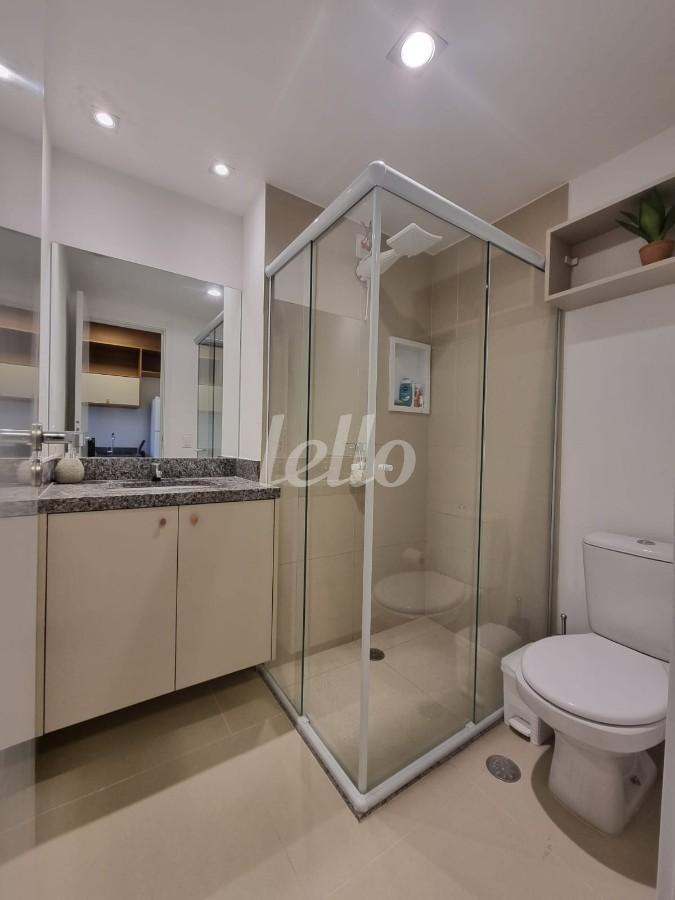 BANHEIRO SOCIAL de Apartamento à venda, Studio com 25 m², 1 quarto e em Pinheiros - São Paulo