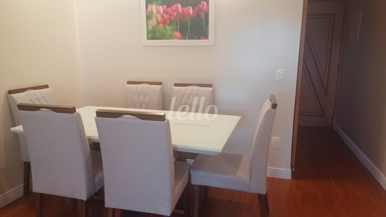 FOTO (7) de Apartamento à venda, Padrão com 74 m², 3 quartos e 1 vaga em Vila Romero - São Paulo