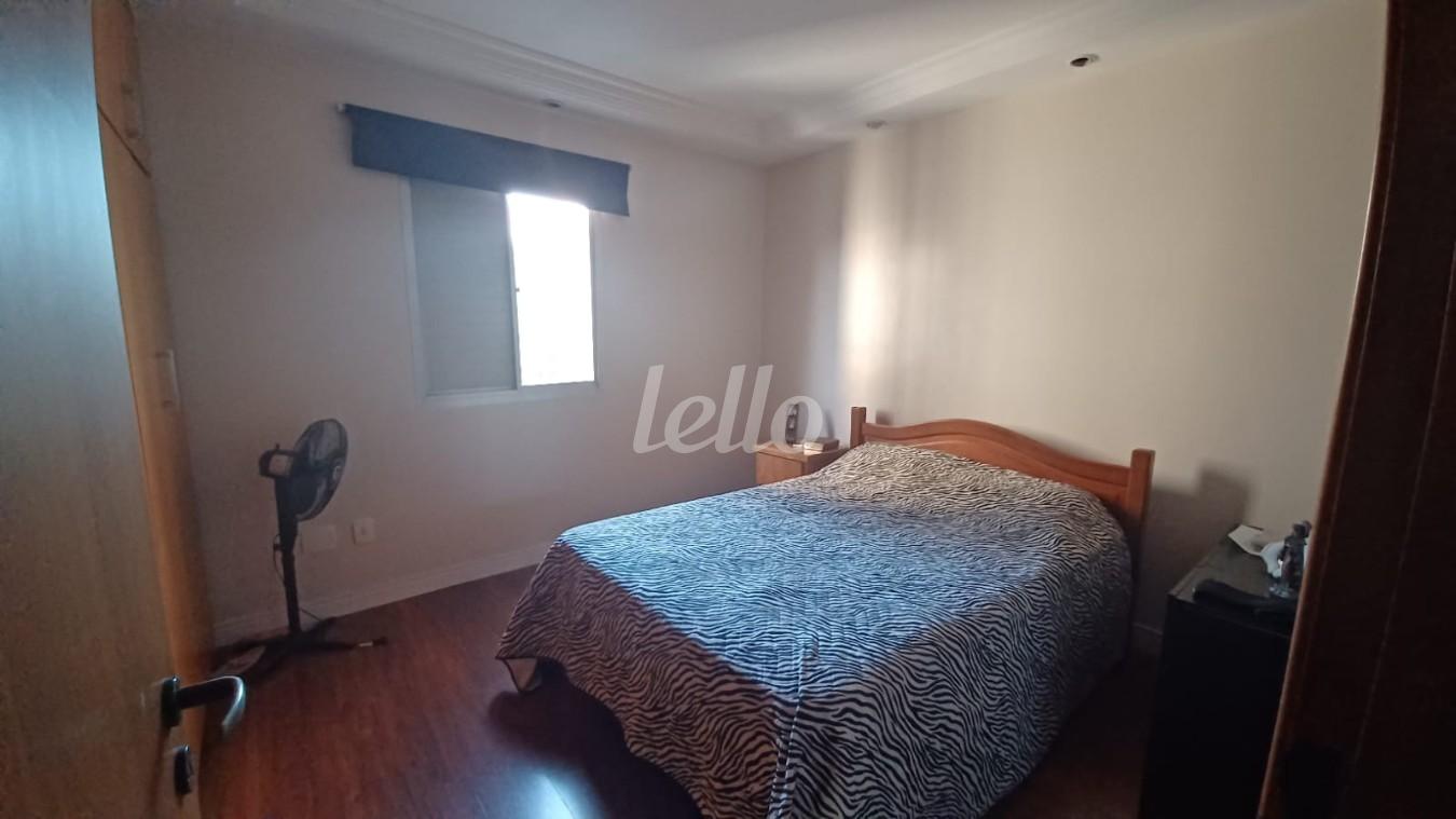 FOTO (15) de Apartamento à venda, Padrão com 74 m², 3 quartos e 1 vaga em Vila Romero - São Paulo