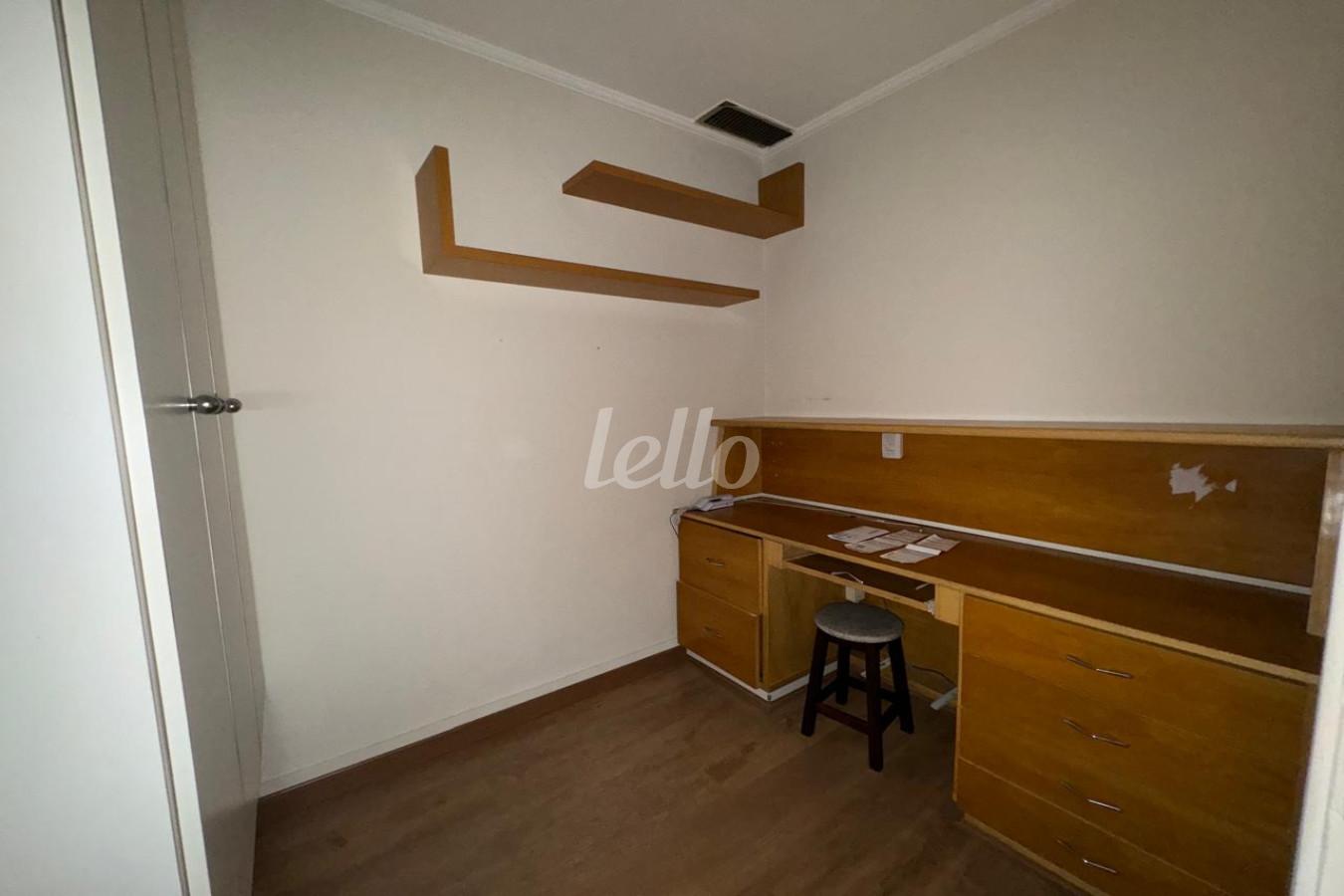 SALA de Sala / Conjunto à venda, Padrão com 54 m², e 2 vagas em Bela Vista - São Paulo