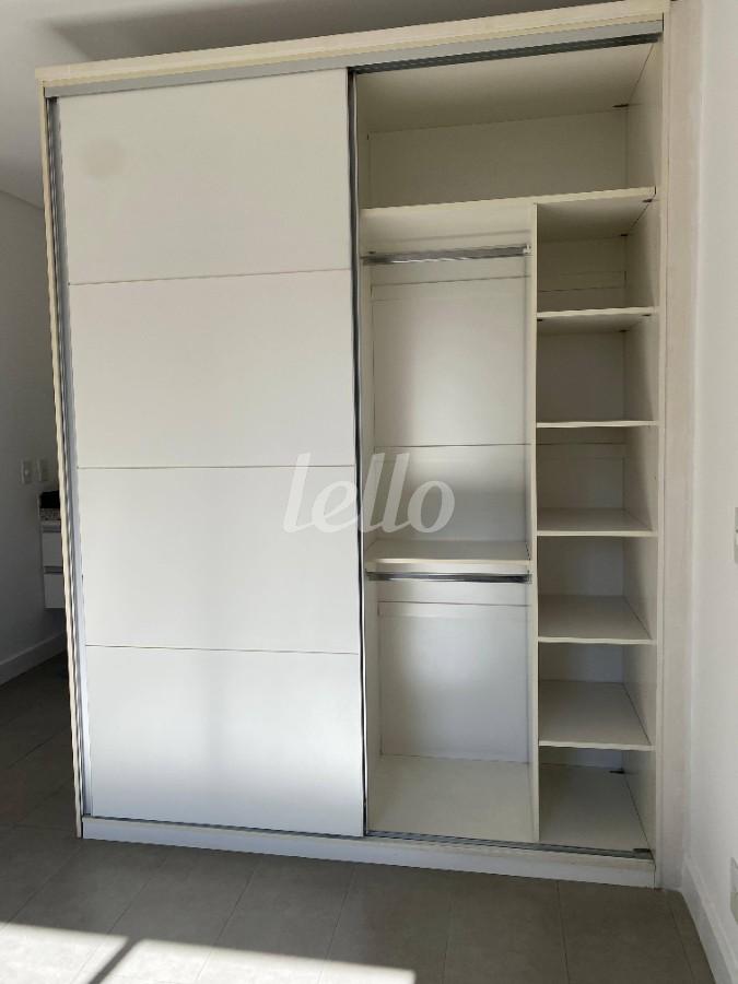 DORMITORIO 1 de Apartamento para alugar, Padrão com 53 m², 1 quarto e 1 vaga em Vila Olímpia - São Paulo