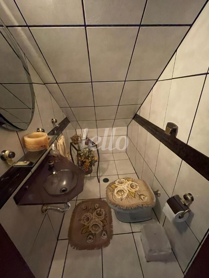 LAVABO de Casa à venda, sobrado com 192 m², 4 quartos e 8 vagas em Vila Gomes Cardim - São Paulo