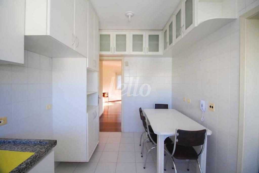 COZINHA de Apartamento à venda, Padrão com 125 m², 3 quartos e 2 vagas em Jardim São Paulo - São Paulo