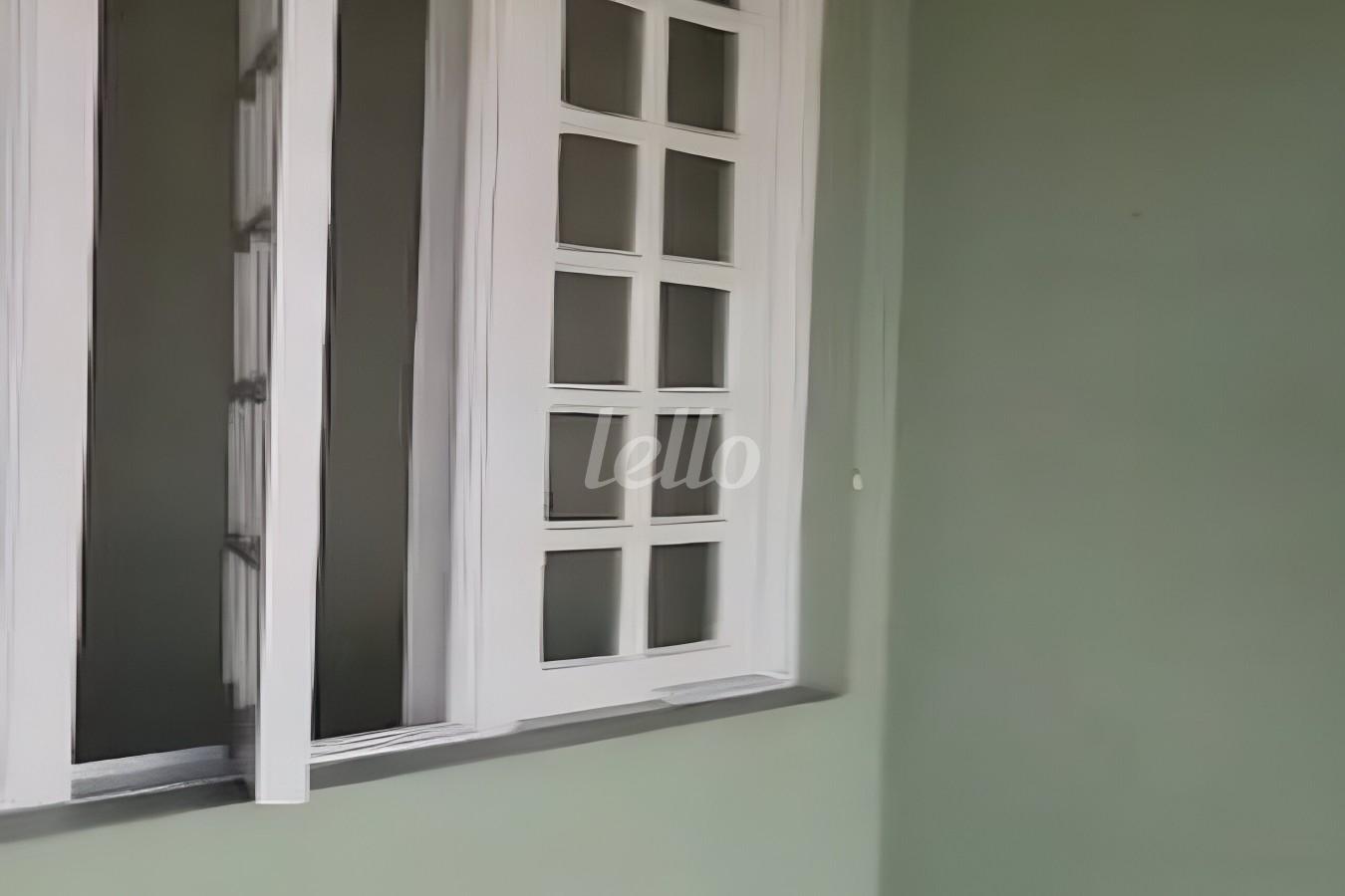 SALA de Casa para alugar, sobrado com 180 m², e 3 vagas em Vila Cordeiro - São Paulo