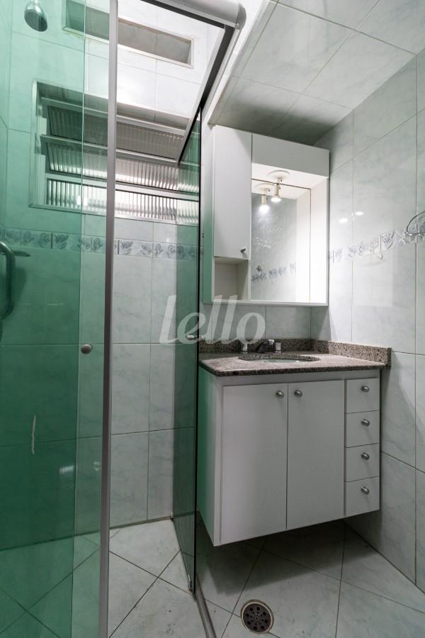 BANHEIRO SUÍTE de Apartamento para alugar, Padrão com 110 m², e em Vila Romana - São Paulo