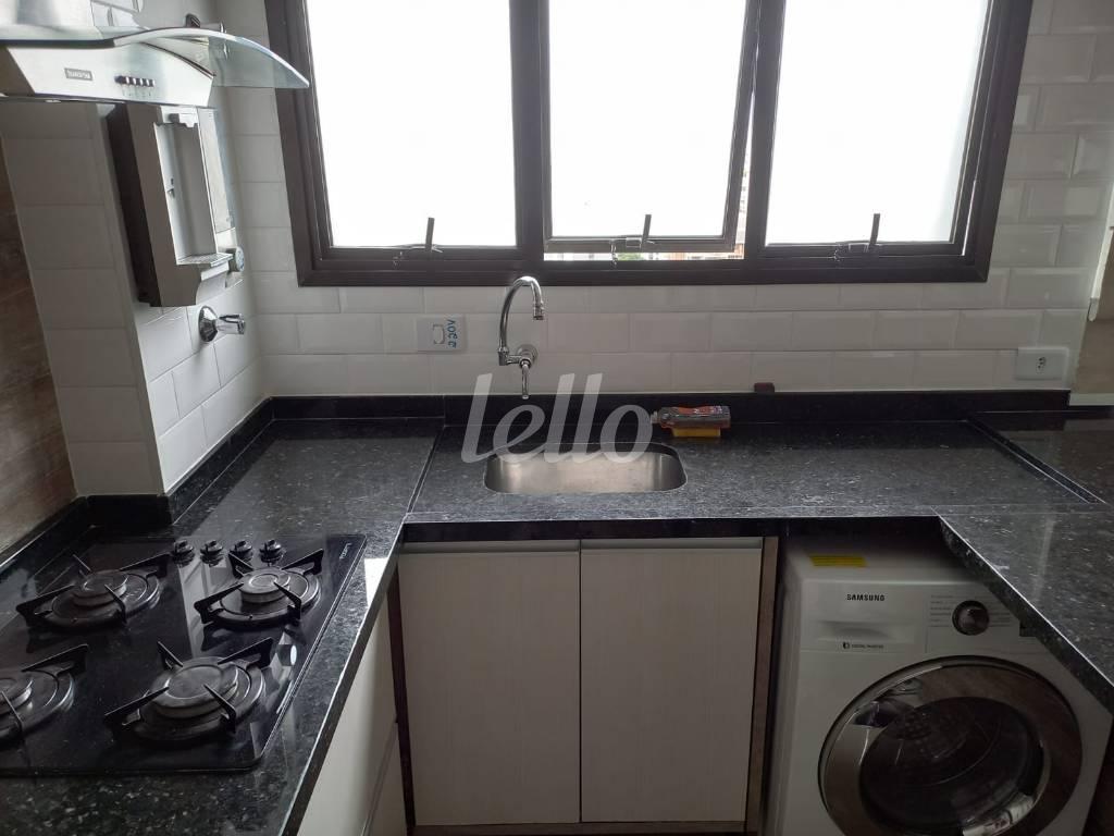 COZINHA de Apartamento à venda, Padrão com 65 m², 2 quartos e 1 vaga em Pinheiros - São Paulo