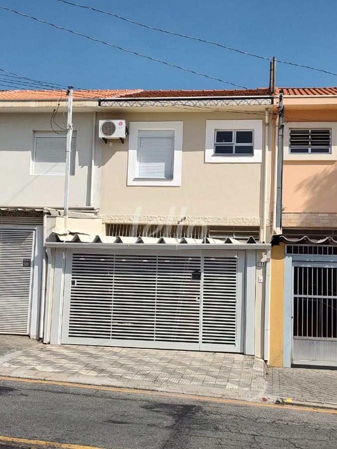 FACHADA de Casa à venda, sobrado com 270 m², 3 quartos e 2 vagas em Mirandopolis - São Paulo