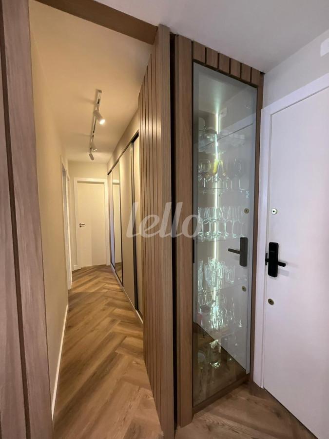 CORREDOR de Apartamento à venda, Padrão com 72 m², e em Santana - São Paulo