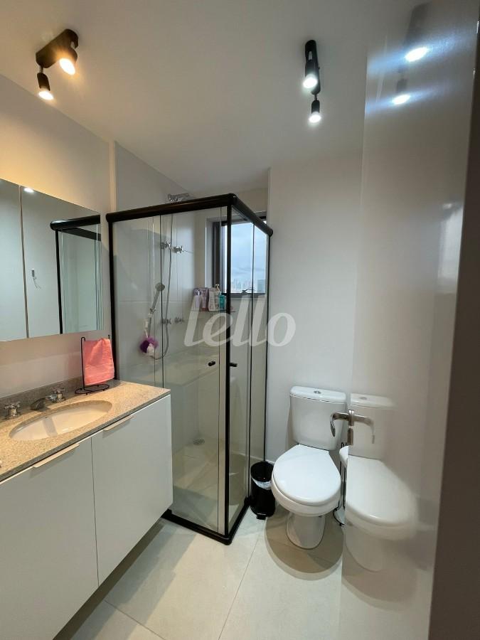 BANHO de Apartamento à venda, Padrão com 69 m², 3 quartos e 1 vaga em Vila Gomes Cardim - São Paulo