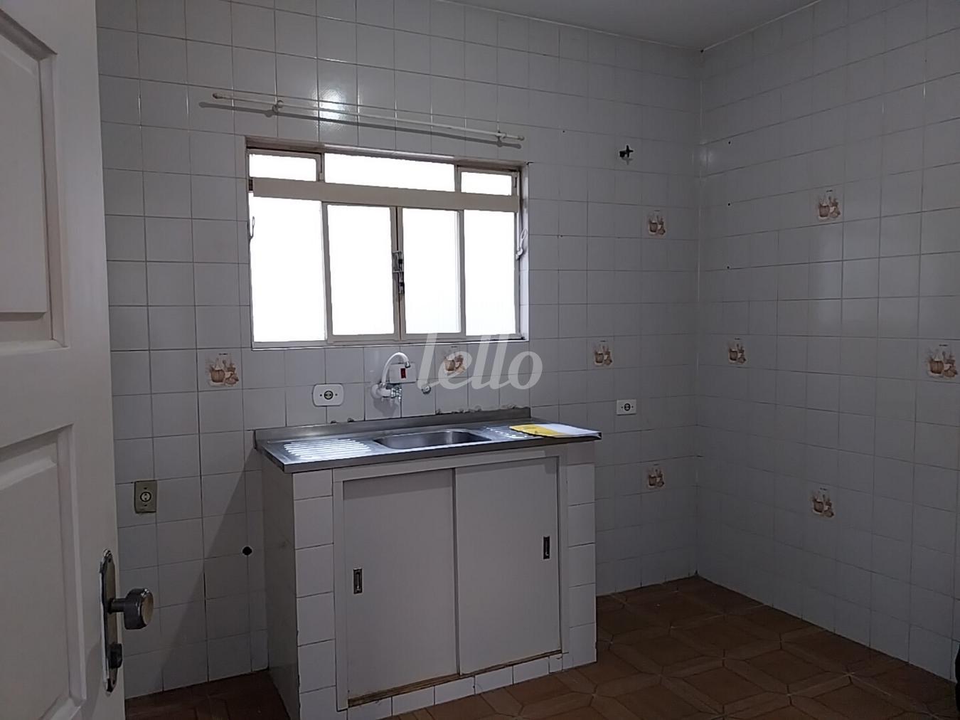 7-COZINHA-001.JPG de Casa à venda, térrea com 80 m², 3 quartos e em Quarta Parada - São Paulo