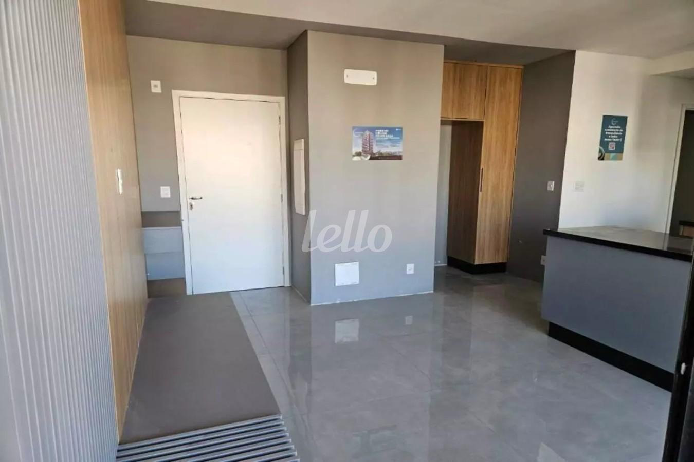 LIVING de Apartamento à venda, Padrão com 61 m², 2 quartos e 2 vagas em Ipiranga - São Paulo