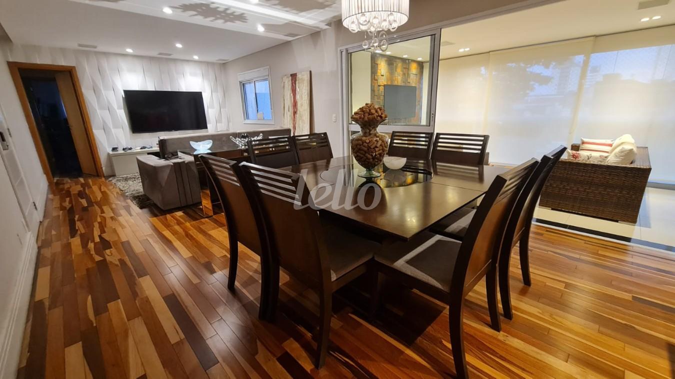 SALA de Apartamento à venda, Padrão com 174 m², 3 quartos e 3 vagas em Ch Santo Antônio (ZL) - São Paulo