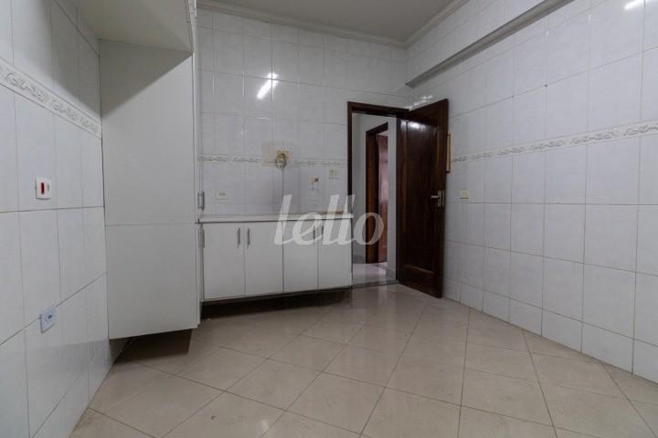 COZINHA de Apartamento para alugar, Padrão com 110 m², e em Vila Romana - São Paulo