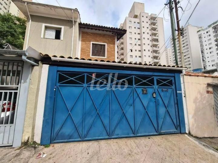 FACHADA de Casa à venda, sobrado com 165 m², 3 quartos e 2 vagas em Vila Clementino - São Paulo