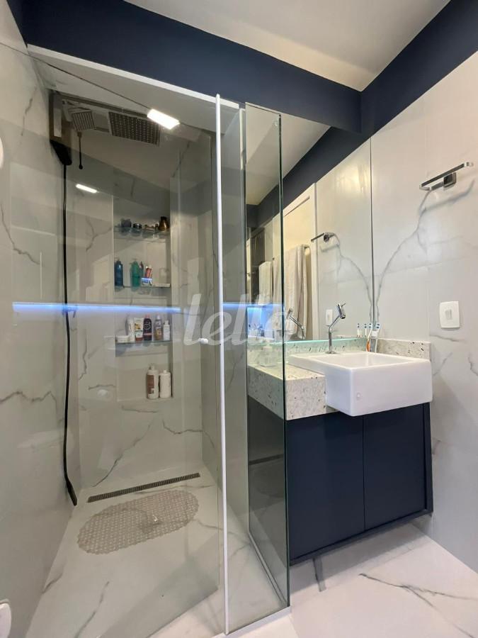 BANHEIRO de Apartamento à venda, Padrão com 72 m², e em Santana - São Paulo