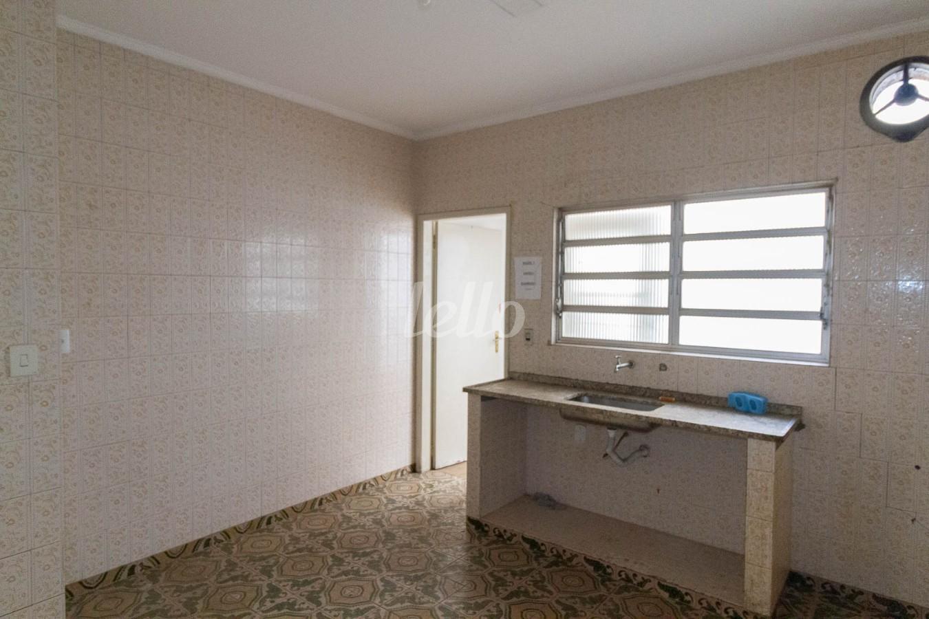 COZINHA de Casa para alugar, assobradada com 400 m², e em Vila Regente Feijó - São Paulo