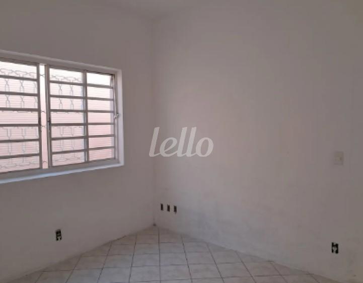 SALA de Casa para alugar, sobrado com 180 m², 3 quartos e 2 vagas em Vila Loureiro - Jundiaí